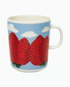 Mansikkavuoret mug 2,5dl wh/blue/red